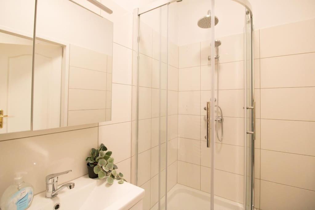 Stilvolle Urbane Auszeit L Lf19 Apartment Vienna Exterior photo